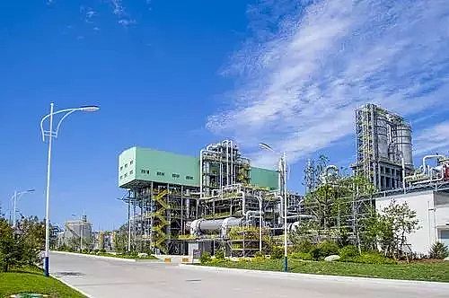 ����ʯӢɰ�V�ϏS����ˮ̎���c������ˇ�϶���һ����(gu��)��(n��i)�ׂ�(g��)Ƕ��ʽ��ˮ̎��SͶ��