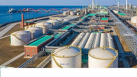 高品質噴霧干燥聚合硫酸鐵SPFS廠家全球第一個嵌入式污水處理廠——恒力石化污水廠