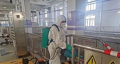 �����M�����ϏS������֮�£��Ϻ���ˮ̎��S������\�е�?